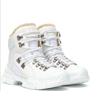 ✨ GUCCI Flashtrek boots NEW WITH BOX $1390